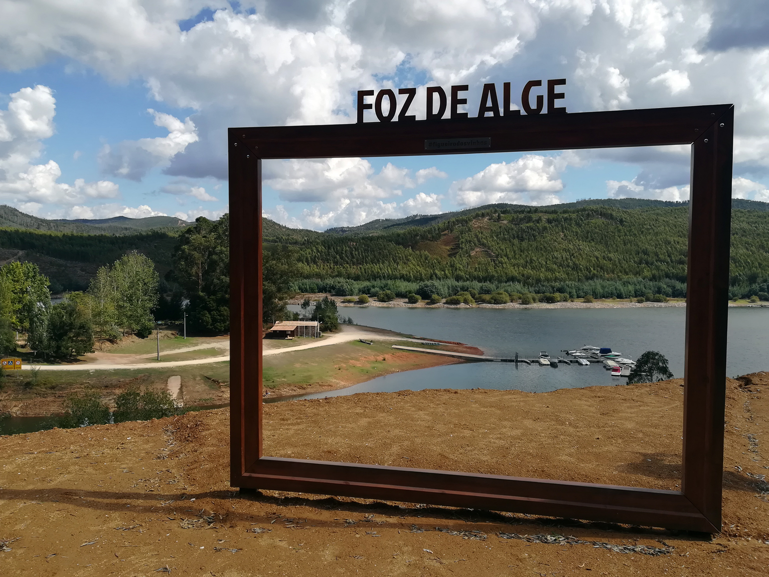 Miradouro e moldura são novo atrativo turístico na Foz de Alge
