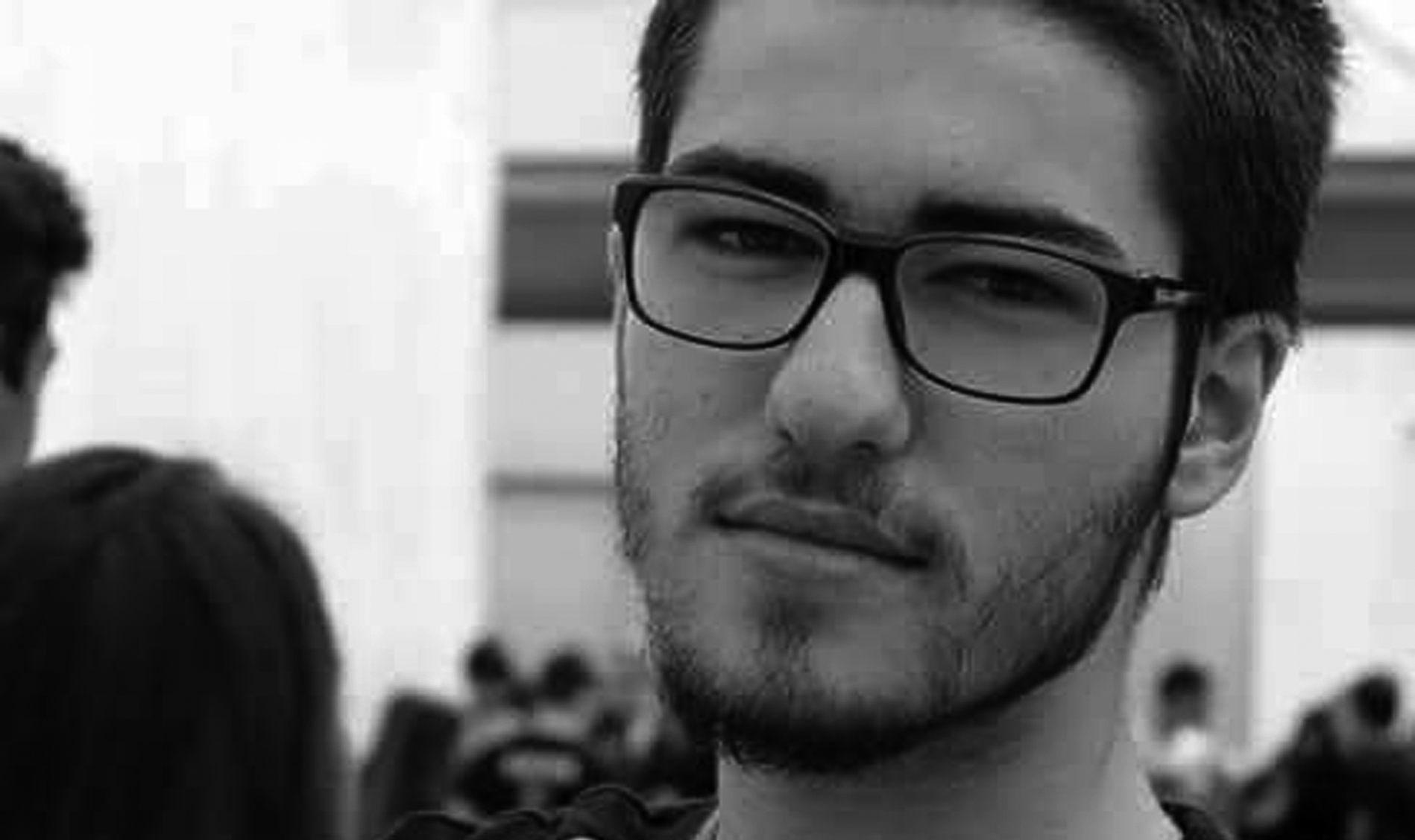 Jovem de 24 anos morre em acidente de moto